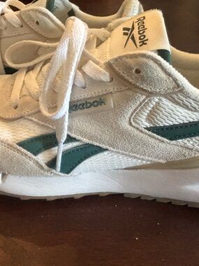 Reebok White and Teal Women's Athletic Sneakers